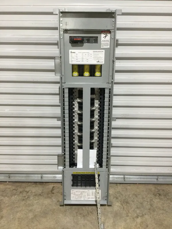 Exclusive Offer Eaton/Cooper-Bussmann P0001 200A 42 Cir 600VAC 50kAIC 3Ph Fused Panelboard Interior (New Guts Only)