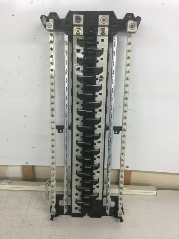 Best Choice GE General Electric TLM4222 Load Center 21/42 Circuit 225 Amp 120/240 VAC Guts Only 9.5" X 25"