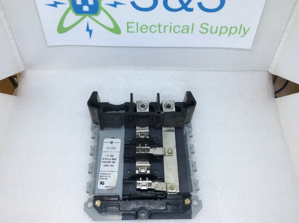 Authentic General Electric Type TL Load Center Interior(s) TL320PN / TL420RH 200A Single Phase 120/240V