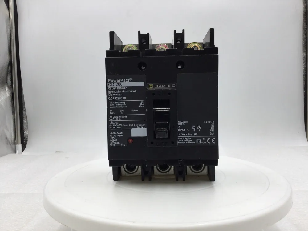 Top Pick Square D QDP32200TM QDP Series 3 Pole 200 Amp 240 VAC Circuit Breaker