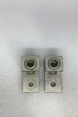(Lot Of 2) Ilsco D3761 300mcm-#6 Aluminum Mechanical Lug 2 1/8" x 1" While Supplies Last