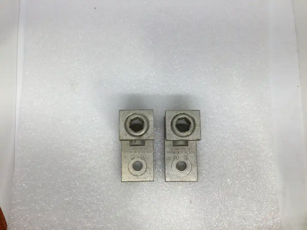 (Lot Of 2) Ilsco D3761 300mcm-#6 Aluminum Mechanical Lug 2 1/8" x 1" While Supplies Last