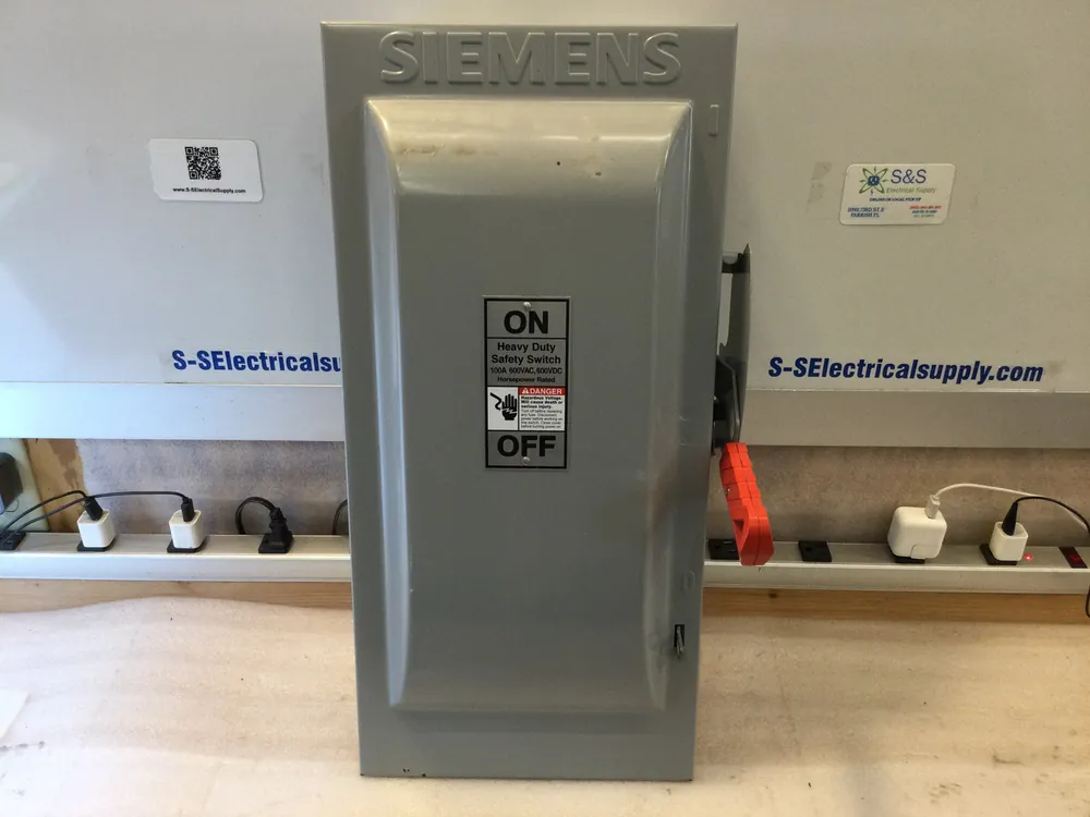 Siemens HF363 or HF363N 100 Amp 600 Volt 3 Pole Fusible Safety Switch Today Only
