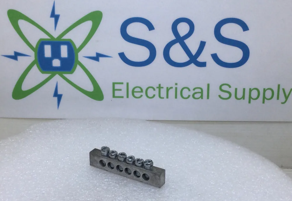 Final Sale Square D QO200TRNM 6 Position 4-14AWG Grounding Bar 2 1/2" x 1/2"