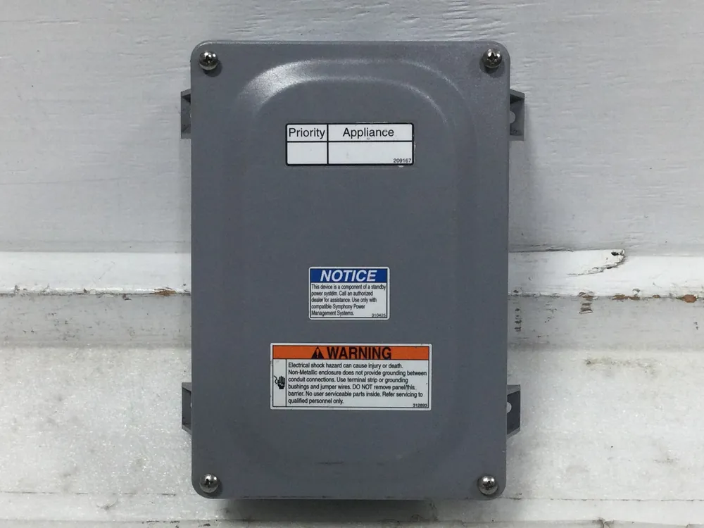 New Release Briggs & Stratton 071051 50 Amp 1 Phase 120/240V Low Voltage Transfer Switch