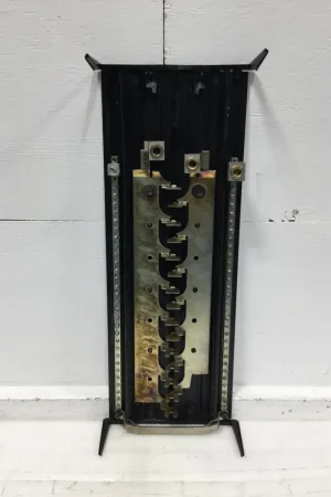 Big Sale ITE/Siemens G3040MB1200 200 Amp 30 Space 120/240V Guts Only 9" x 22"