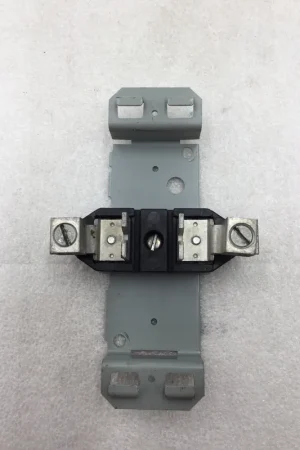 Crouse-Hinds 2 Space/4 Circuit 200 Amp Load Center Guts Only 4" X 6" While Supplies Last