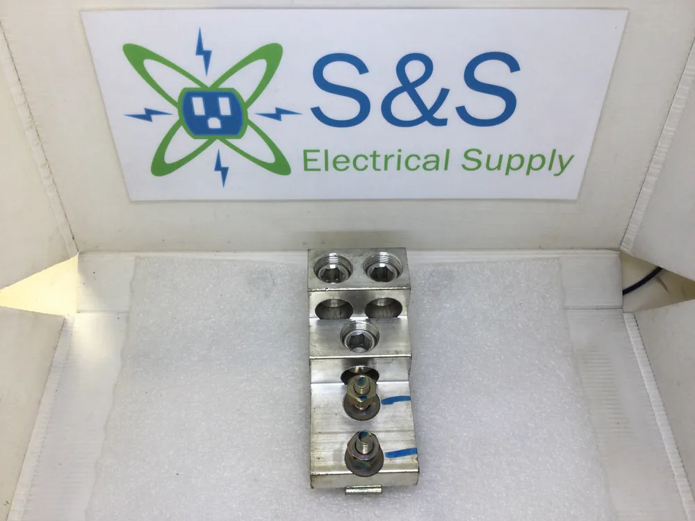 Ilsco PB3-600 600MCM-2 AL9CU 3 Port 3/8" Bolt Size Panel Board Lug, D1282 AL9CU Fresh Stock