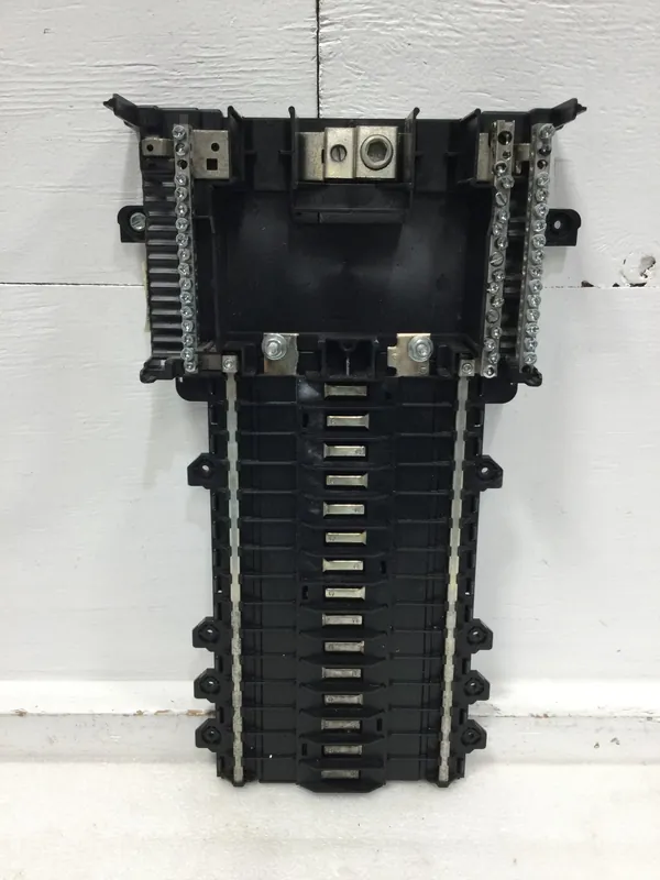 Square D QO130M150PRB 150 Amp 30 Space 120/240V Load Center Guts Only 11" x 18" Mega Sale