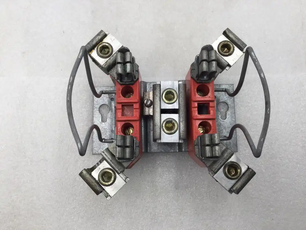 Mlbank Series U-200 200 Amp Single Phase Meter Socket Guts Only In Demand