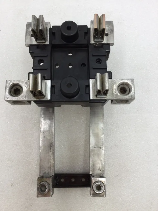 Exclusive Crouse Hinds 125 Amp 120/240V 1 Phase Meter Socket Replacement