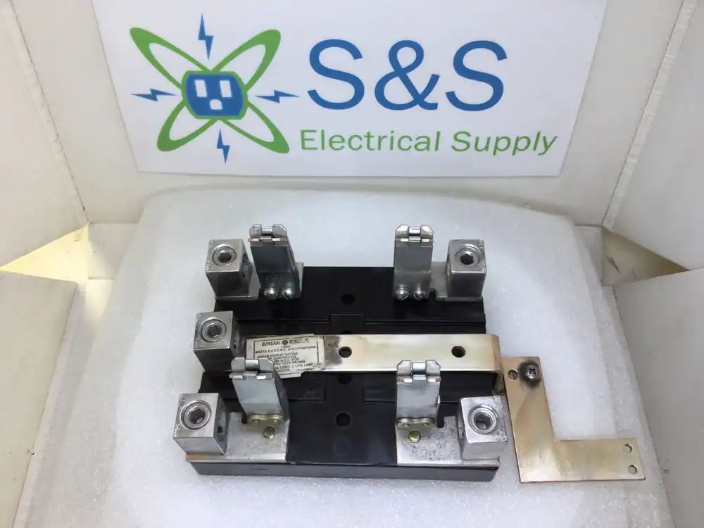 Worldwide Shipping GE General Electric T200A 200 Amp Continuous 120/240V 1 Phase Meter Socket