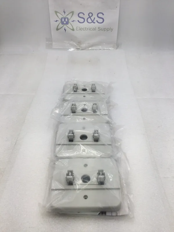 Free Shipping Lot of 4 Lithonia Lighting Ceiling Mount Bracket Kit for LED Exit/Emergency Light Combo