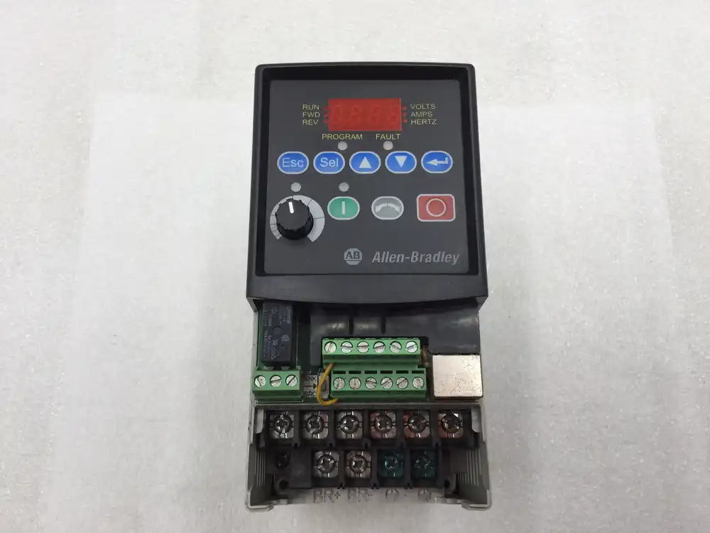 Original Allen Bradley 22A-B8P0N104 Powerflex Adjustable Frequency AC Drive