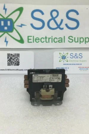 Clearance 6934- 2 Pole  24v Coil - Definite Purpose Contactor