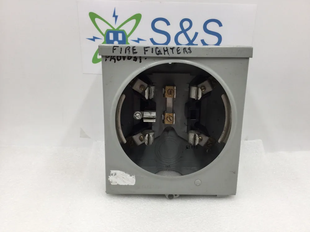 Reduced Price GE General Electric 741X 1G7 100 Amp Meter Socket Single Phase 600 VAC 8" X 9.5"
