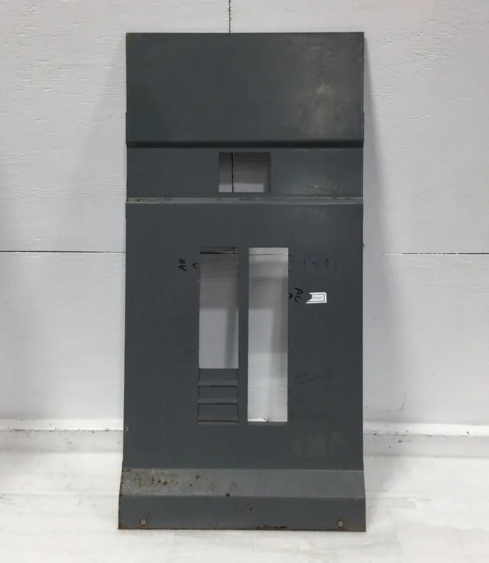 20 Space 120/240V Dead Front Only w/Main 28" x 14" Final Sale