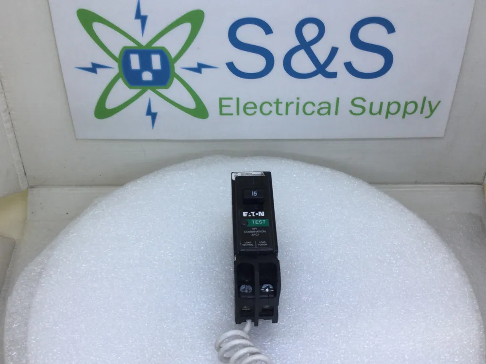 Eaton/Cutler-Hammer BRN115AF 15A Single Pole 120/240V Combination Breaker - Flaw Free Shipping