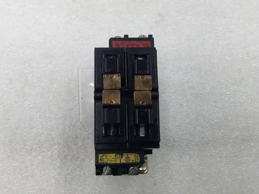 Brand New ITE/Pushmatic P3040-2 30/40 Amp 4 Pole 120/240V Twin Duplex Circuit Breaker