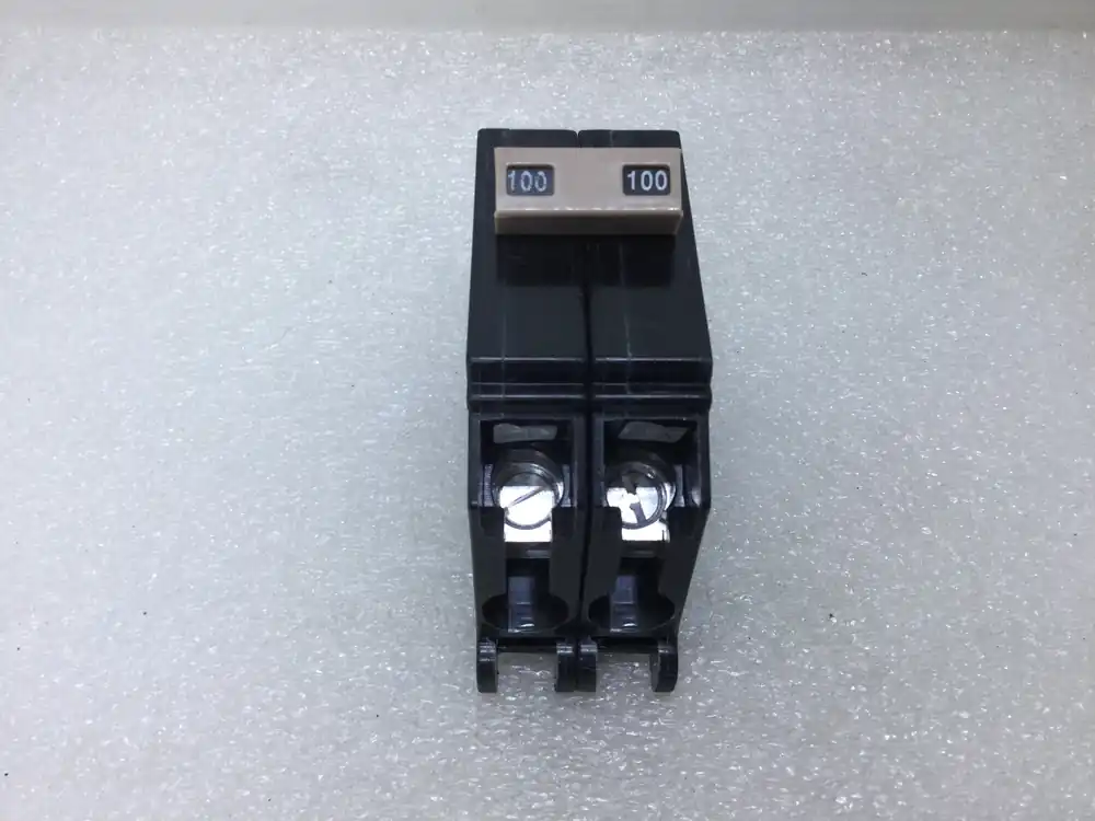 Clearance Cutler Hammer CH2100 100 Amp 2P 120/240v Plastic Foot Circuit Breaker - Flawed