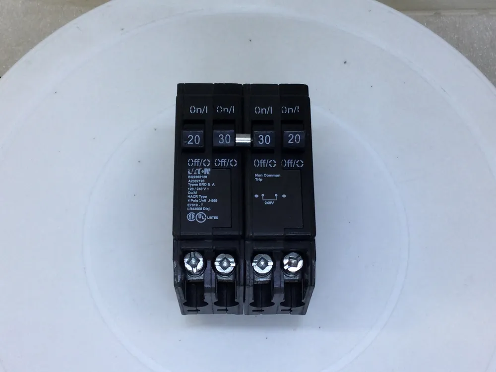 Eaton BQ2302120 20/30 Amp 2 Pole 120/240V Quad Style Circuit Breaker Time-Limited