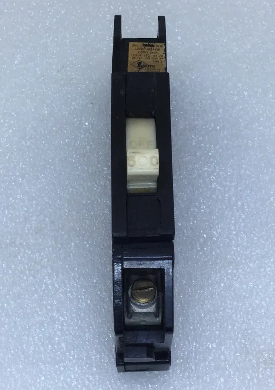 Luxury Zinsco T150 50 Amp 1 Pole 120/240V Type T Circuit Breaker - Magnetrip