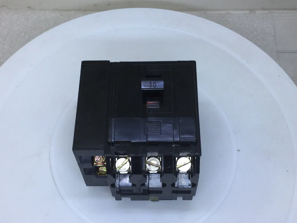 Square D QOB3301021 30 Amp 3 Pole 240V Circuit Breaker w/ Shunt Trip Limited Offer