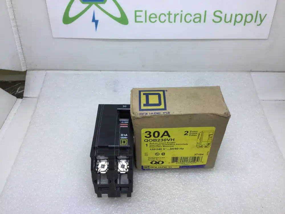 Popular Square D QOB230VH 30 Amp 2 Pole 120/240V Bolt-On Circuit Breaker