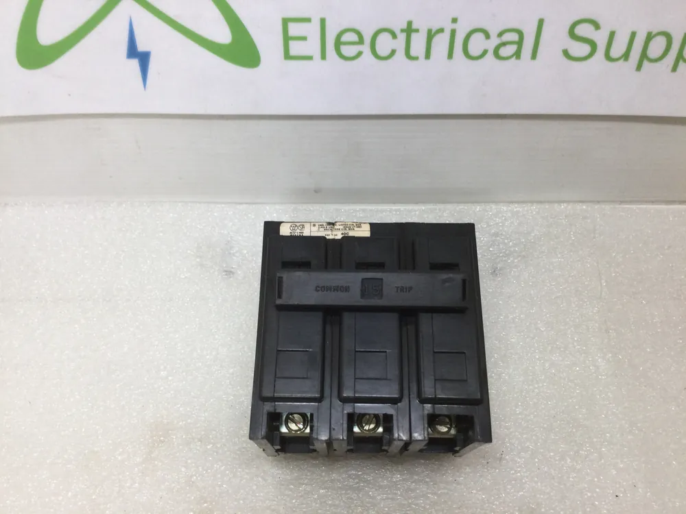 New Arrival Westinghouse BAB3015H 15 Amp 3 Pole 240V Bolt On Circuit Breaker
