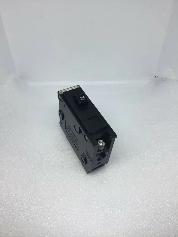 Cutler Hammer BAB1025 25 Amp 1 Pole 120/240V Circuit Breaker Fast Shipping