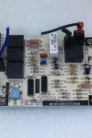 Last Chance Carrier CEBD430433-10A HVAC Defrost Control Board HK32EA0125222