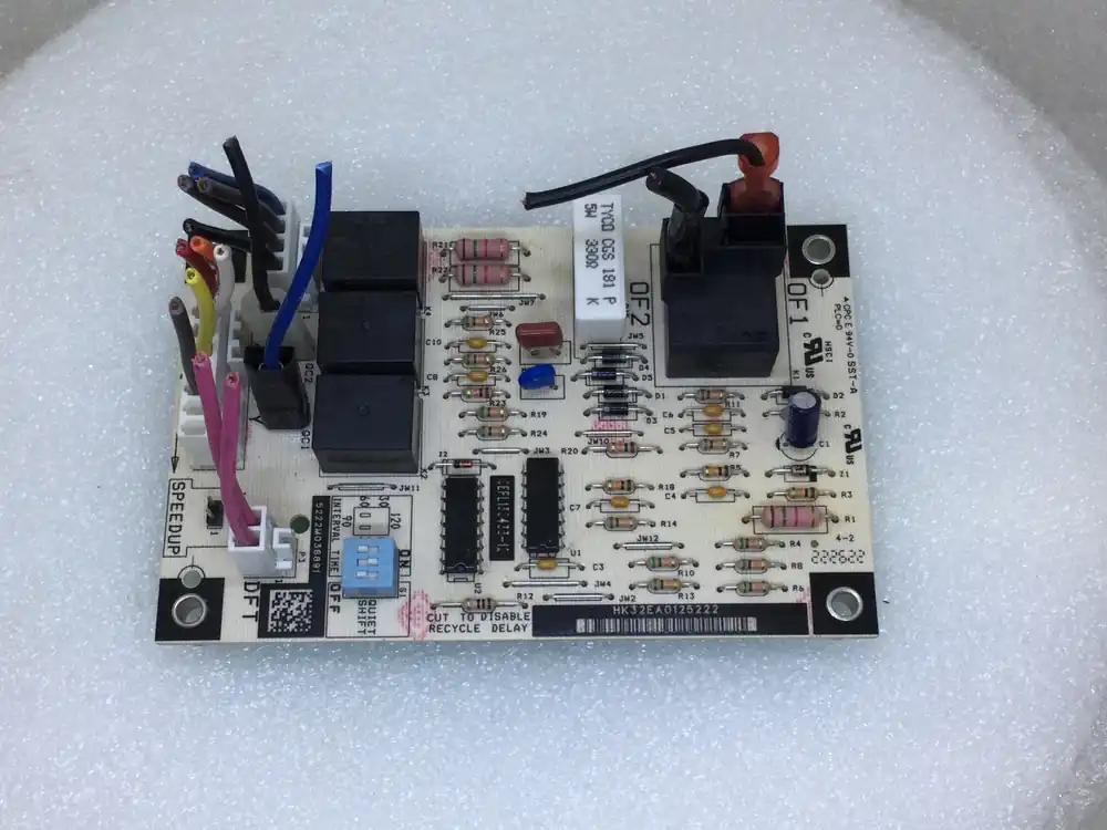 Last Chance Carrier CEBD430433-10A HVAC Defrost Control Board HK32EA0125222