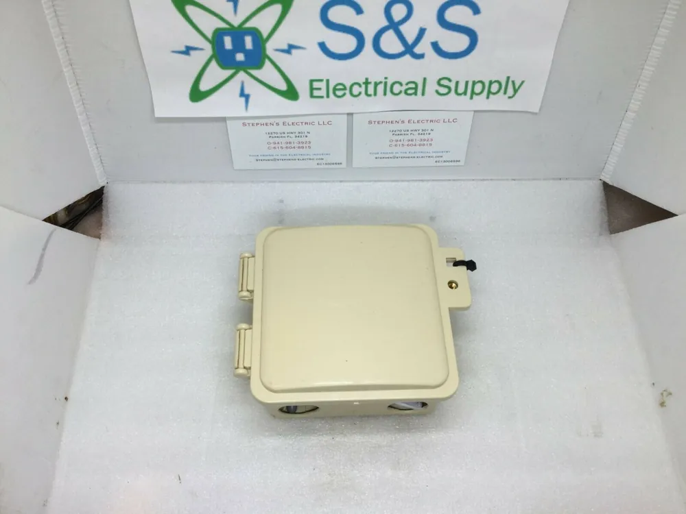 Get Yours Multilink 072414, 5x5x2-Iniv Fiber Optic Storage Box With Connectors