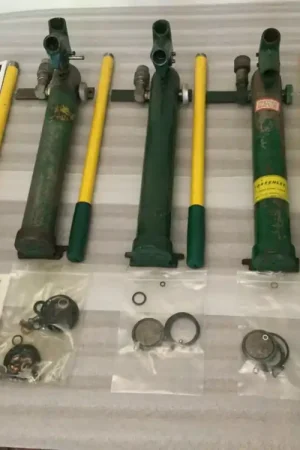 Bulk Order Greenlee #755 High Pressure Hydraulic Hand Pump's W/Repair Parts & Handels