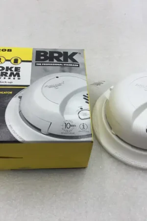 BRK/First Alert 9120B Smoke Alarm 120 VAC with 9 Volt Battery Back-up Money Back Guarantee
