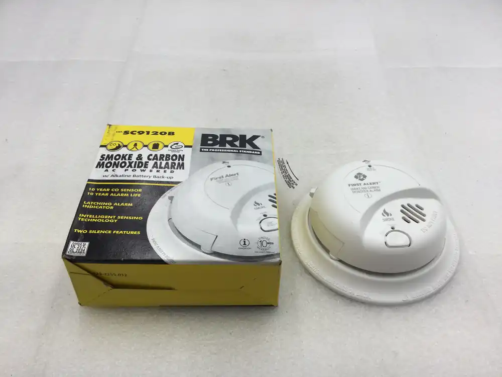 Reduced Price BRK/First Alert SC9120B Combination Smoke and Carbon Monoxide Alarm 120 VAC with Battery Back-up