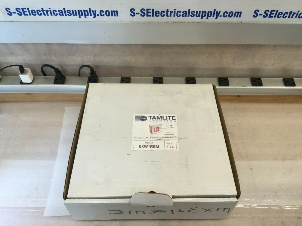 Tamlite EXW1REM Led Exit Sign Factory Price
