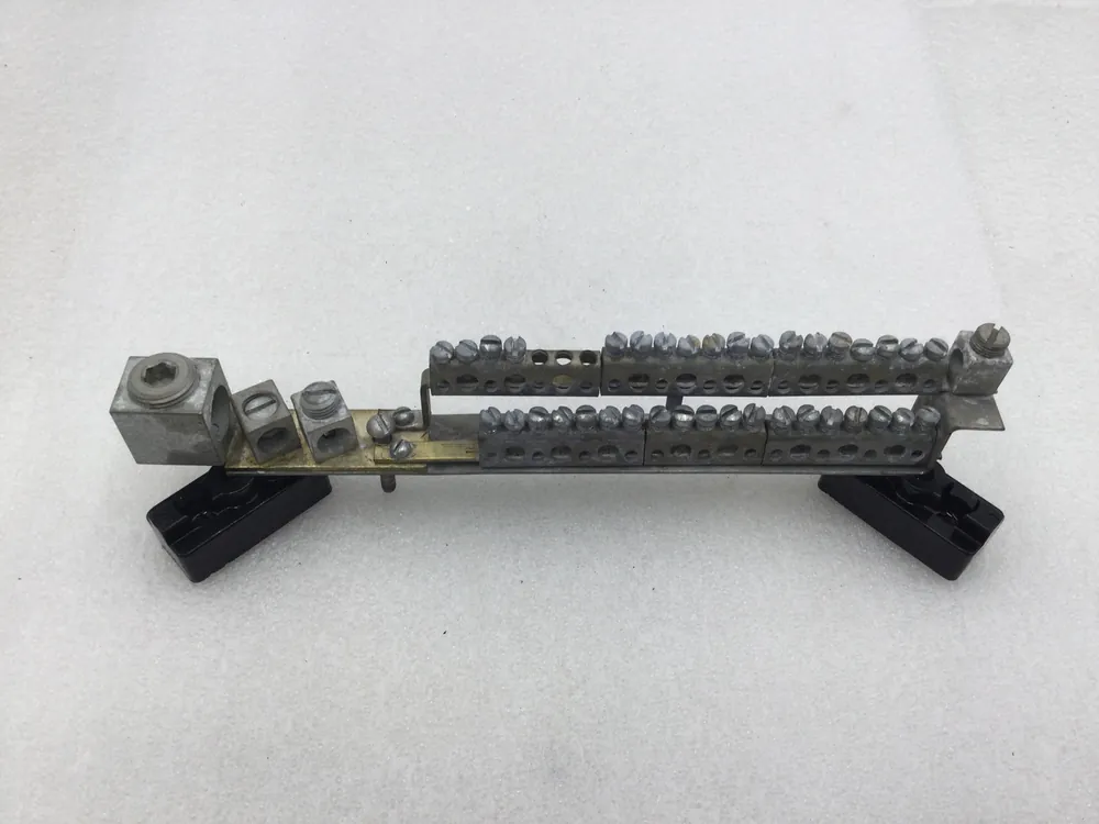 Fast Shipping GE General Electric 42 Position Neutral/Ground Bar Kit for TQD Series Load Centers
