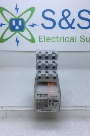 Schneider Electric 389FXBXC-120A 120 Amp Coil: 120V Power Relay SE Relay DPDT Plug 8-Blades Handmade