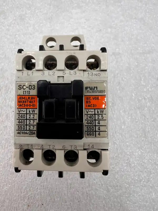 Fuji SC-03 (4NCOAO) Magnetic Contactor 200/240 380/440v Money Back Guarantee