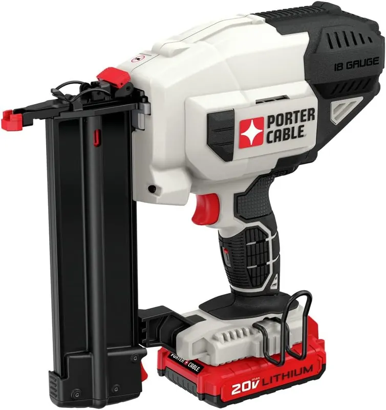 Markdown Black & Decker | PKPCC790LA | BATTERY/CHARGER/BAG 18GAUGE 20V NAILER